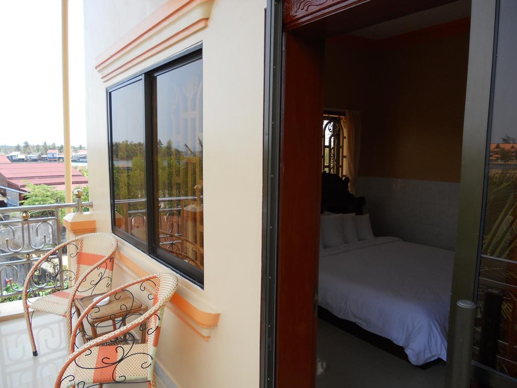 Отель Kampot Manor Номер фото